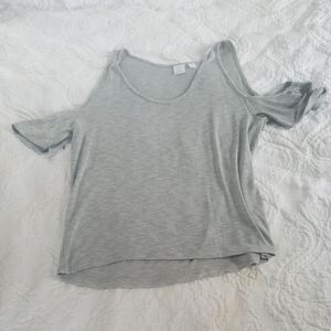 Short sleeved blouse